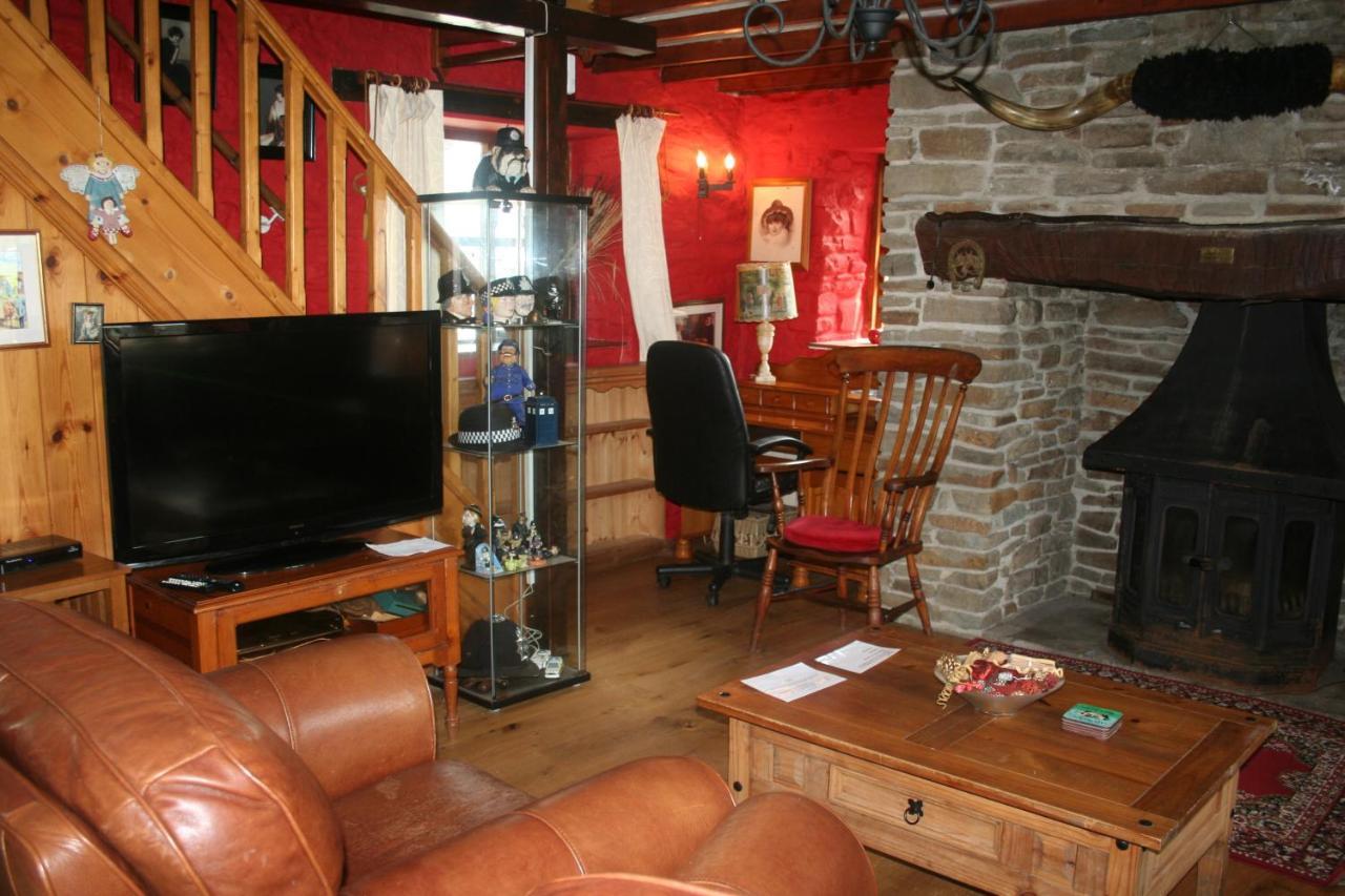 Barn Cottage - Farm Park Stay With Hot Tub Swansea Esterno foto