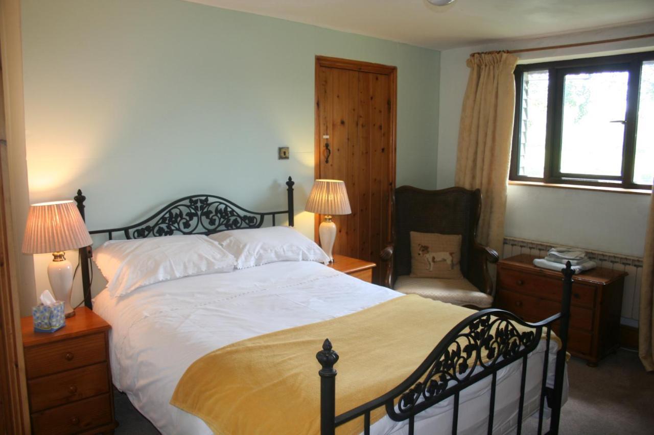 Barn Cottage - Farm Park Stay With Hot Tub Swansea Esterno foto