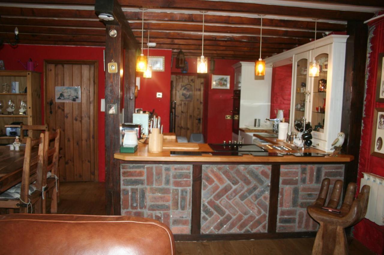 Barn Cottage - Farm Park Stay With Hot Tub Swansea Esterno foto