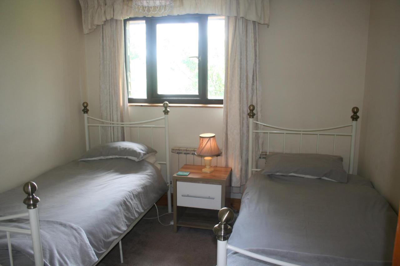 Barn Cottage - Farm Park Stay With Hot Tub Swansea Esterno foto