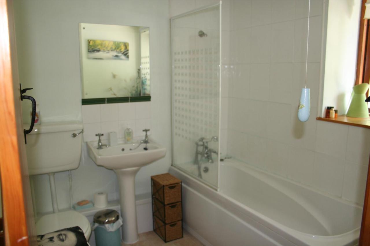 Barn Cottage - Farm Park Stay With Hot Tub Swansea Esterno foto